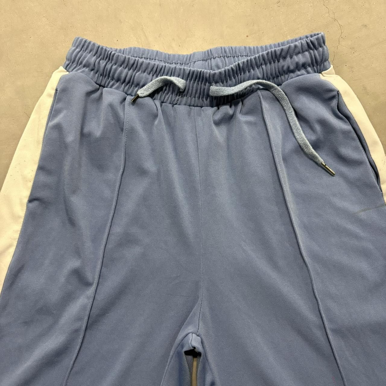 Vintage Crazy Vintage Y2K/2000s Super Baggy Wideleg Baby Blue Striped Sweatpants! Size US 28 / EU 44 - 2 Thumbnail