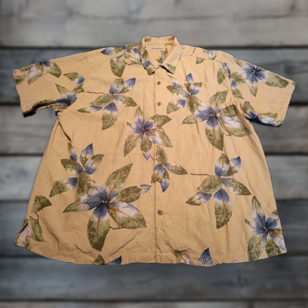 Tommy Bahama VINTAGE Tommy Bahama Camp Shirt Men XXL Yellow Silk Hawaiian Floral Short Sleeve Casual Size US XXL / EU 58 / 5 - 1 Thumbnail