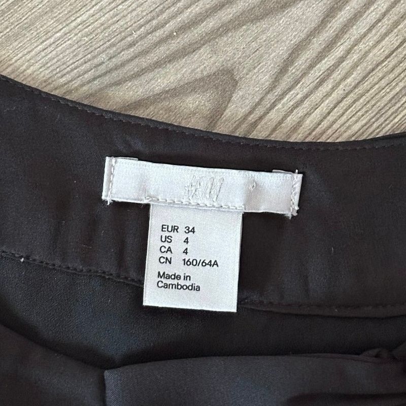 H&M h&m black mini dress bow Size S / US 4 / IT 40 - 3 Thumbnail