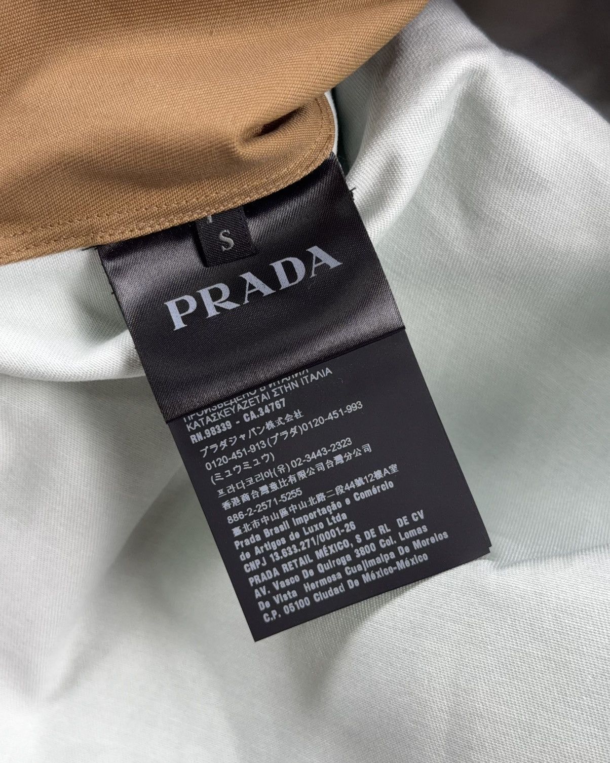 Prada SS20 COLORBLOCK SHIRT Size US S / EU 44-46 / 1 - 9 Thumbnail