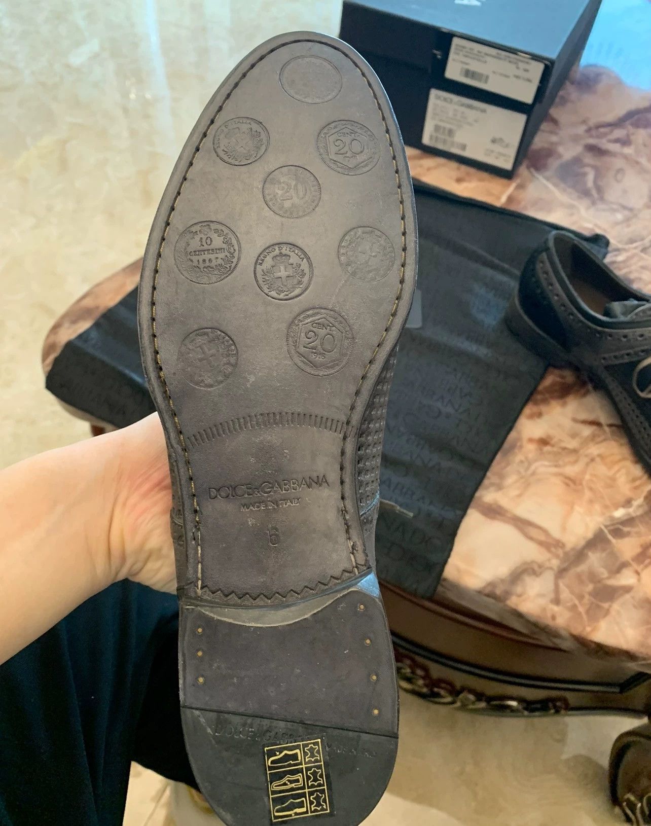 Dolce & Gabbana DG Men US 6 Calfskin Perforated Leather Sole Business Shoes Size US 6 / EU 39 - 5 Thumbnail