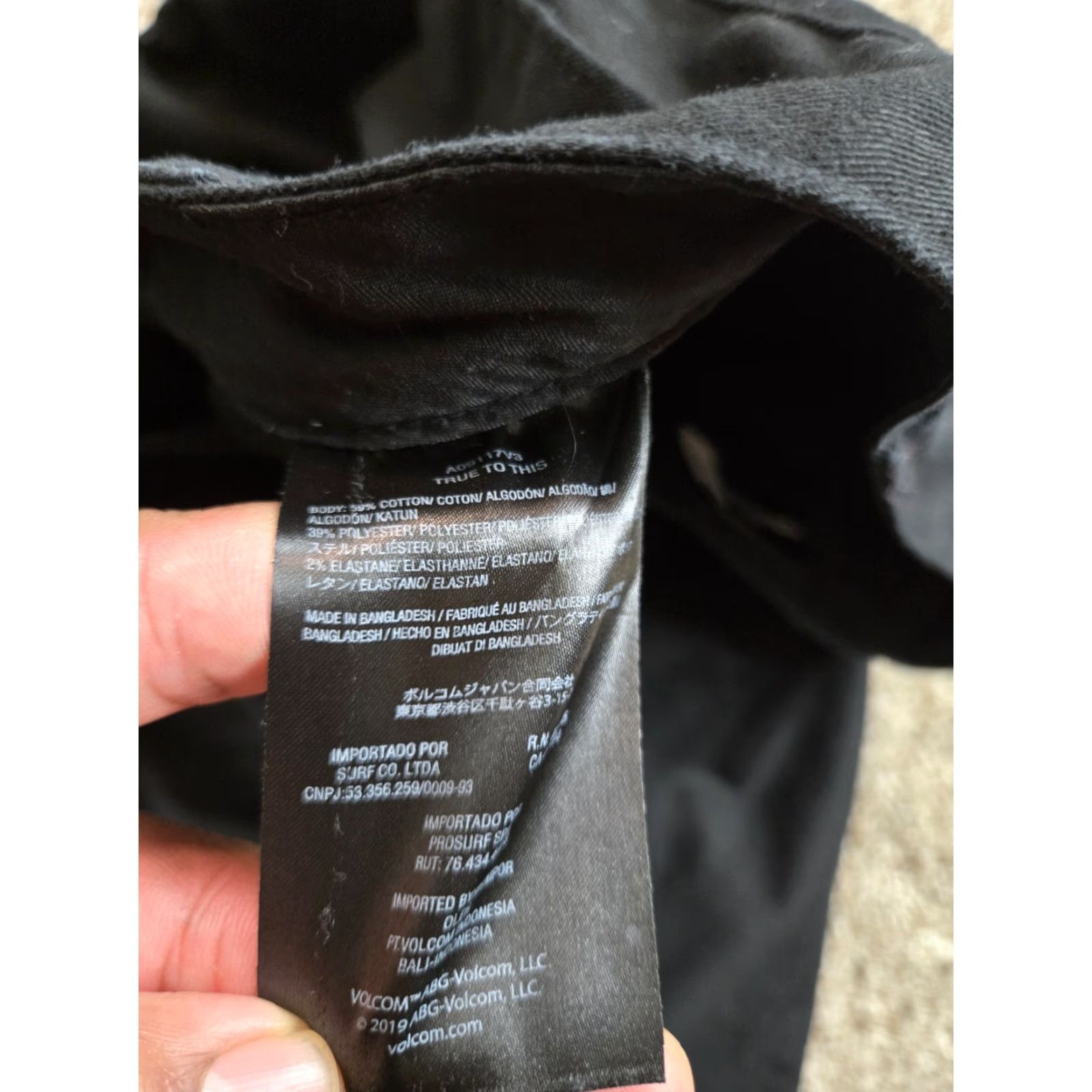 Volcom Volcom Mens Shorts 28 Black Chino Flat Front Casual Pockets 10" Inseam Size US 28 / EU 44 - 4 Thumbnail