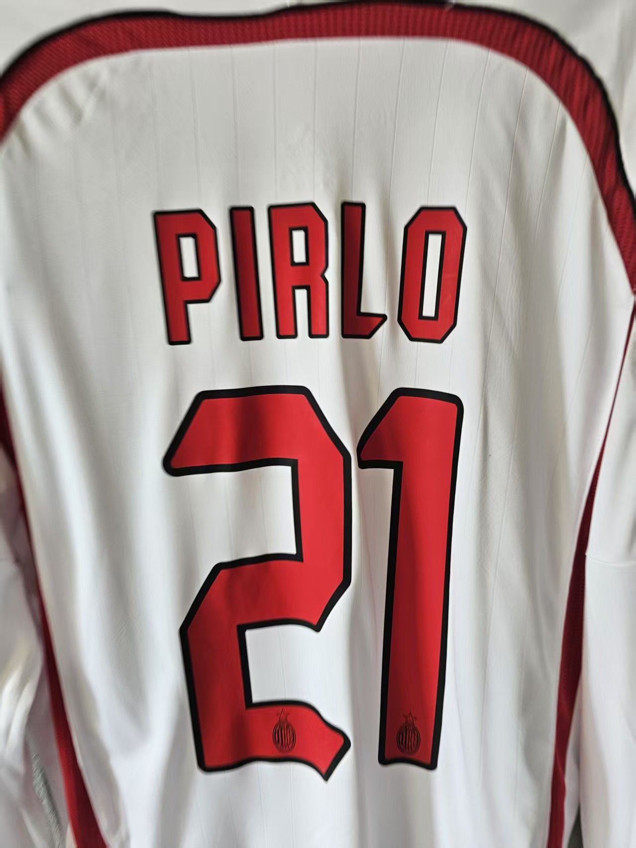 Other 2006 2007 AC Milan 21 Andrea Pirlo Jersey White Size US S / EU 44-46 / 1 - 6 Thumbnail