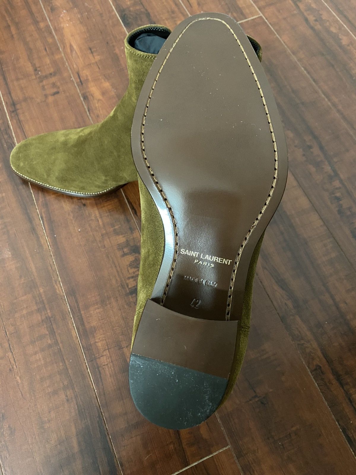 Saint Laurent Paris Saint Laurent Wyatt Chelsea boots in brown suede Size US 9 / EU 42 - 6 Thumbnail
