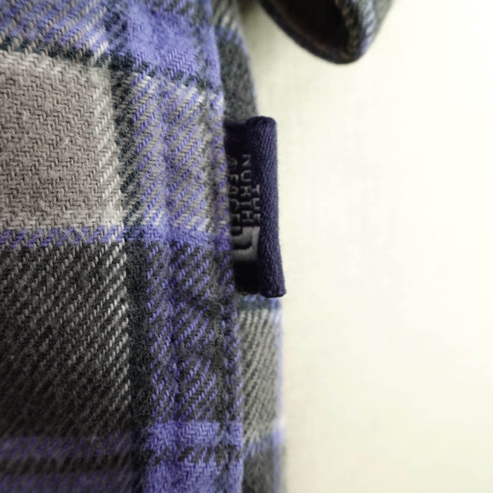 The North Face NORTH FACE Flannel Button-Up Shirt Mens Large Blue Plaid Long Sleeve Outdoor Work Size US L / EU 52-54 / 3 - 4 Thumbnail