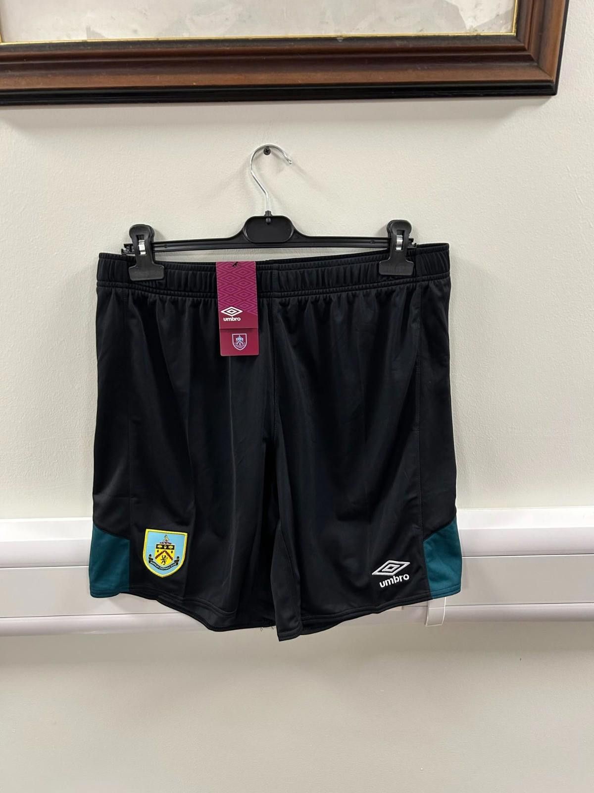Nike Burnley 2019-2020 3rd Kit Shorts (BNWT) XL Size US 36 / EU 52 - 1 Preview