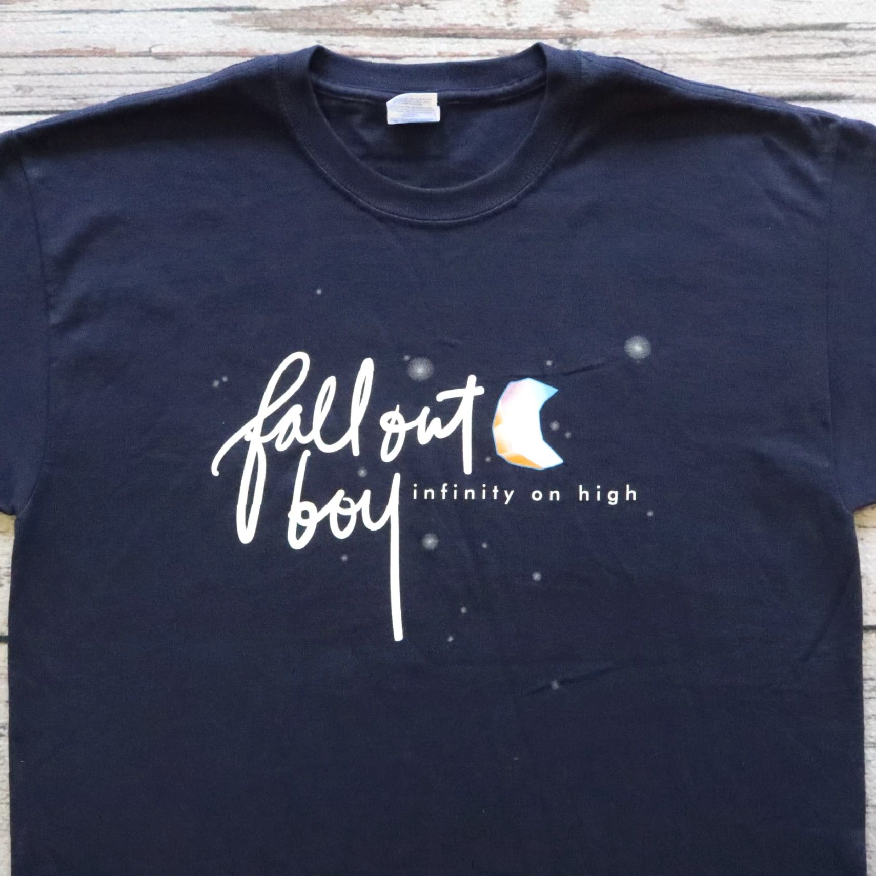 Vintage VINTAGE Fall Out Boy Infinity On High Band Tshirt Size US L / EU 52-54 / 3 - 2 Thumbnail