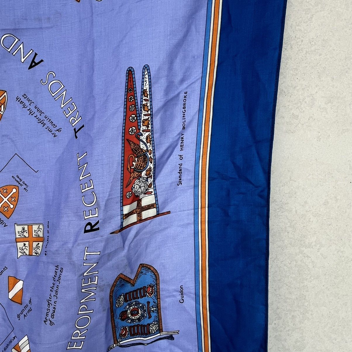 Other Vintage Blue And Purple Scarf With Heraldic Designs Size ONE SIZE - 4 Thumbnail
