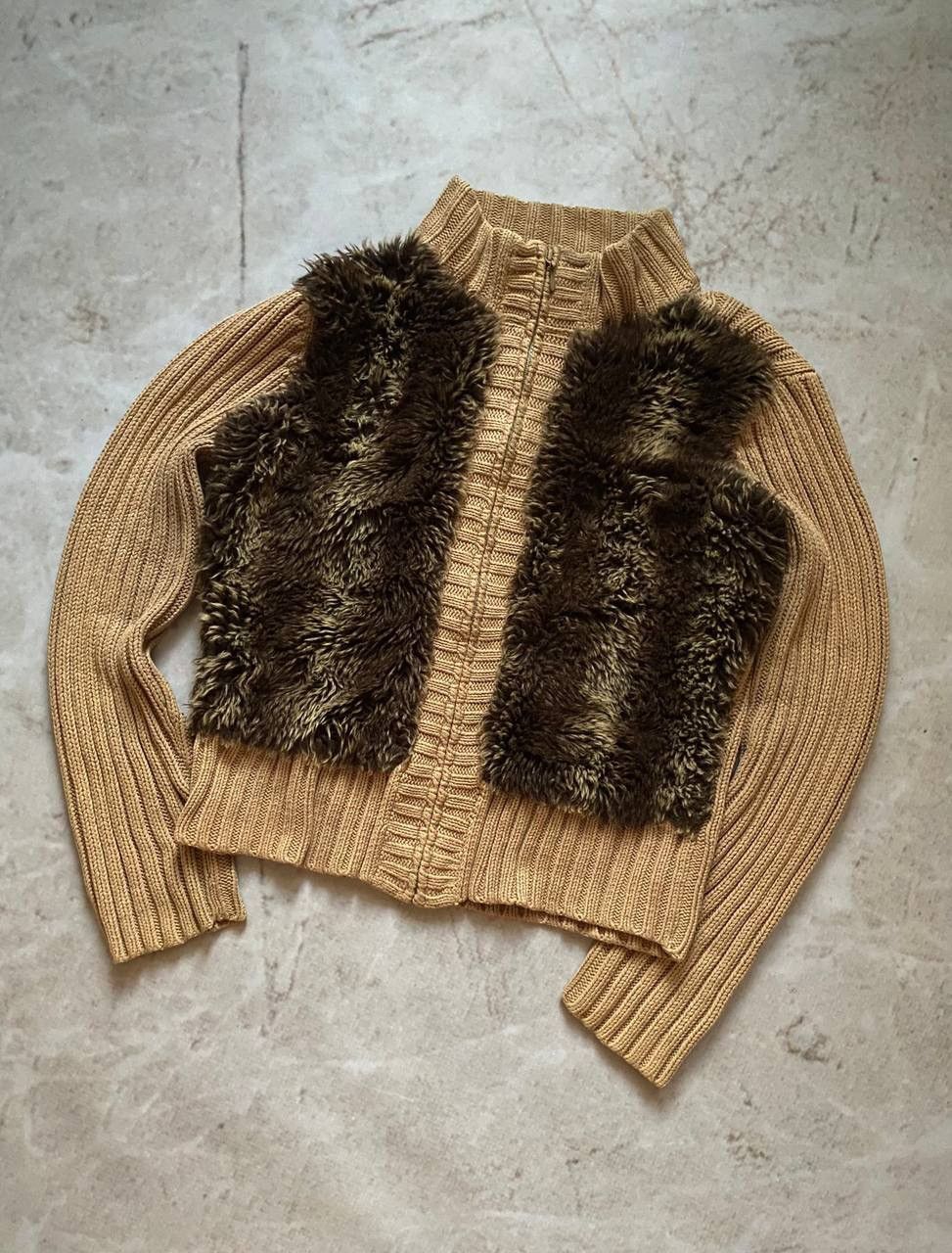 Japanese Brand × Vintage Vintage Avant Garde Zip Up Knit Sweater Fur Mohair Japanese Size US S / EU 44-46 / 1 - 1 Thumbnail