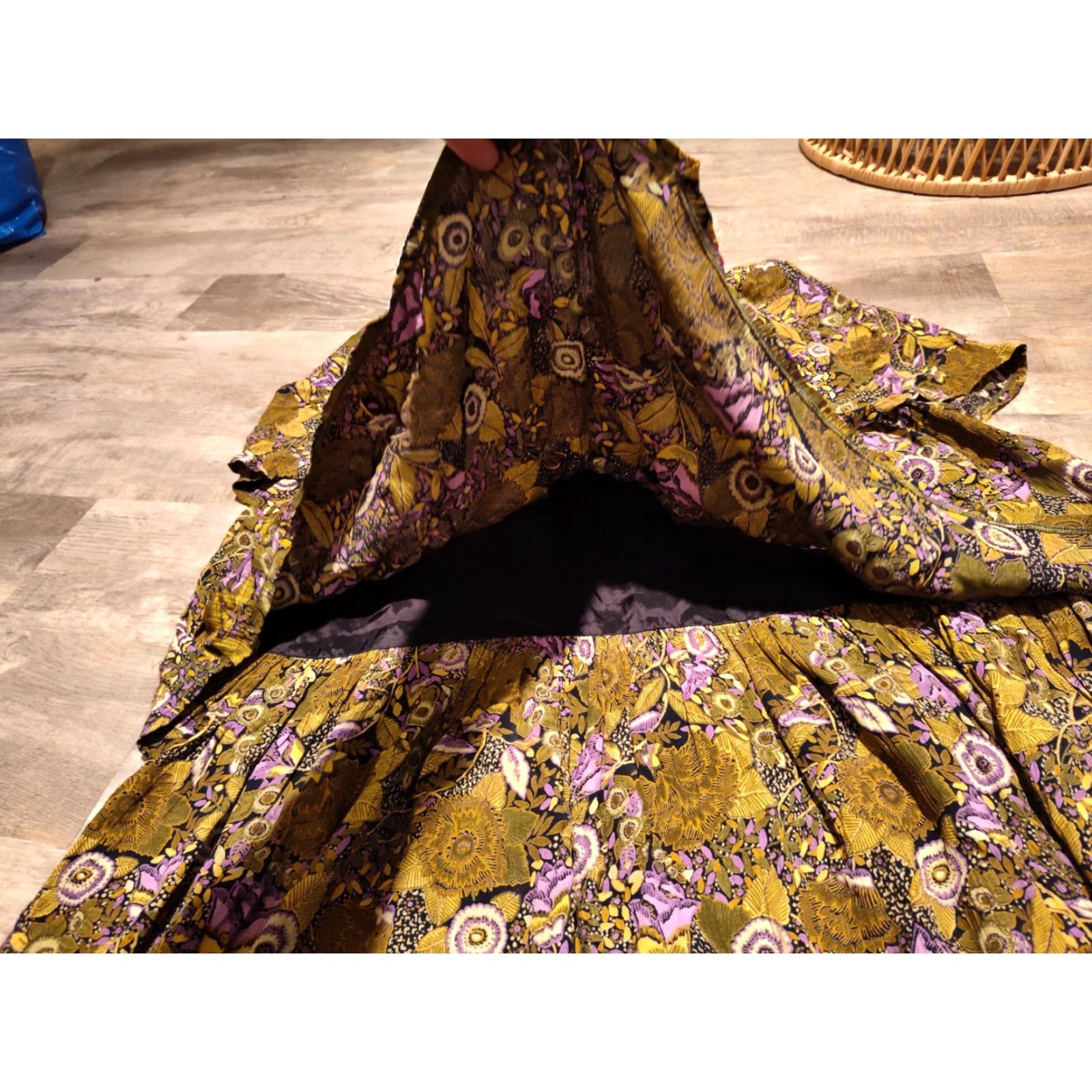 Vintage VINTAGE Paman Women's Tiered Skirt Made in Italy Size 44 Floral Gold Pink Summer Long Casual Size 30" / US 8 / IT 44 - 4 Thumbnail