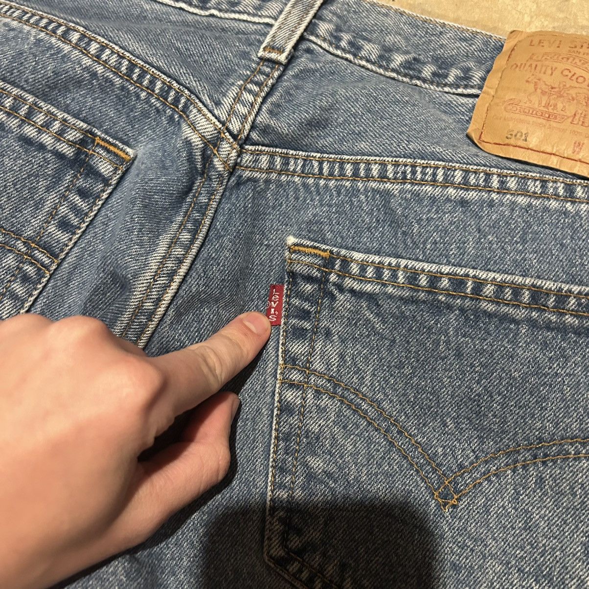 Levi's × Vintage Essential Vintage 90s Levi’s 501 Medium Wash Jeans Size US 31 - 4 Thumbnail