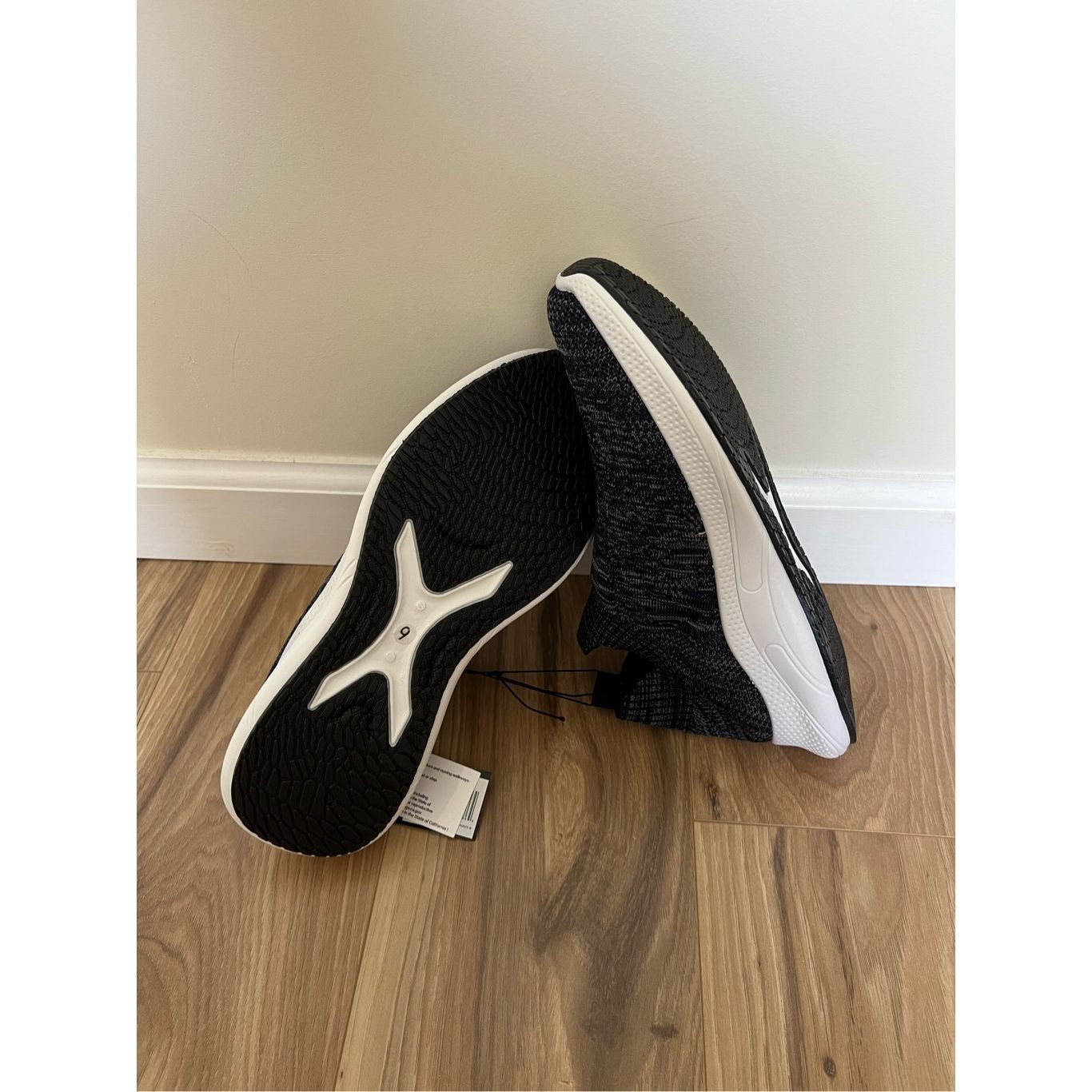 Members Only MEMBERS ONLY NWT Mens US Navy Breathable Slip-On Athletic SH Size US 9 / EU 42 - 4 Thumbnail