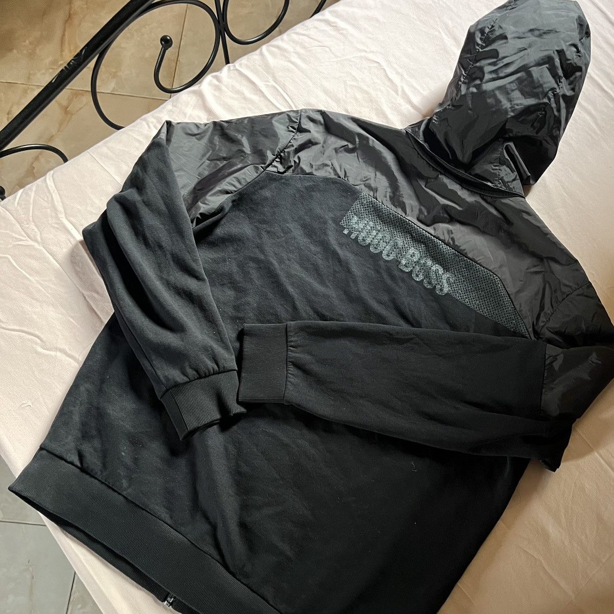 Hugo Boss Hugo Boss Men's Black Zip Up Light Jacket Size XL Size US XL / EU 56 / 4 - 4 Thumbnail