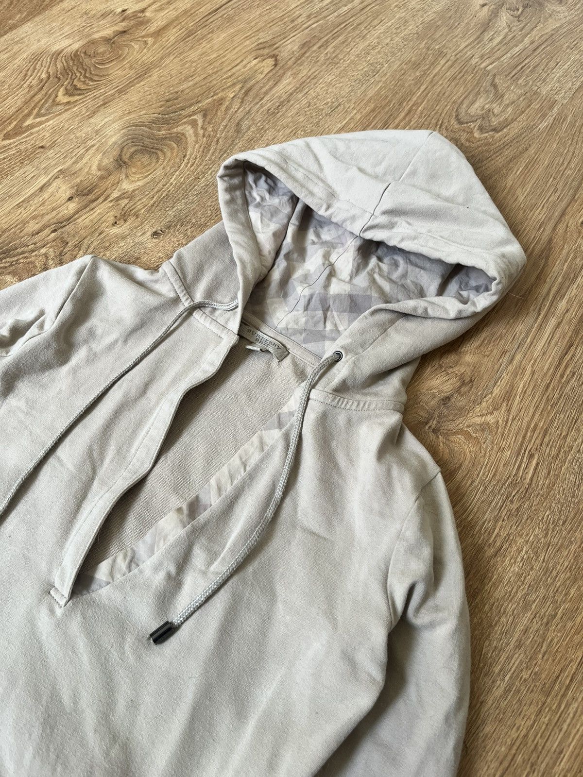 Burberry Vintage Burberry V-neck Hoodie Sweatshirt nova check Y2K Size S / US 4 / IT 40 - 2 Thumbnail