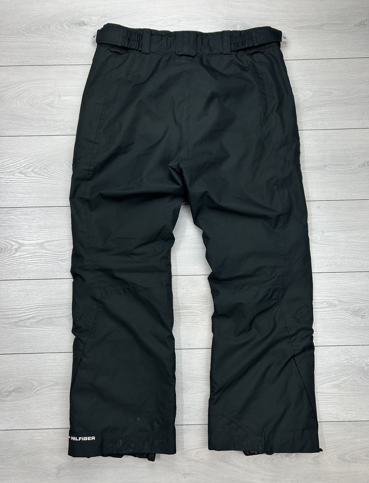 Tommy Hilfiger × Vintage Tommy Hilfiger Vintage Ski Pant Black Size XL Size US 36 / EU 52 - 8 Thumbnail