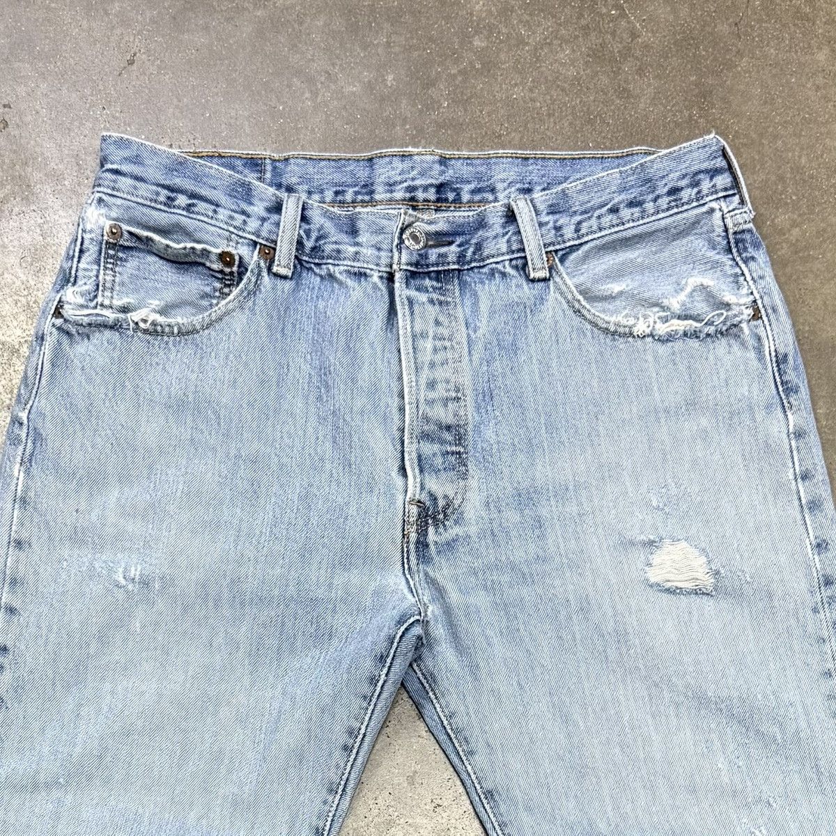 Levi's Levi’s 501 XX Vintage Button Fly Jeans Light Wash Size US 31 - 4 Thumbnail