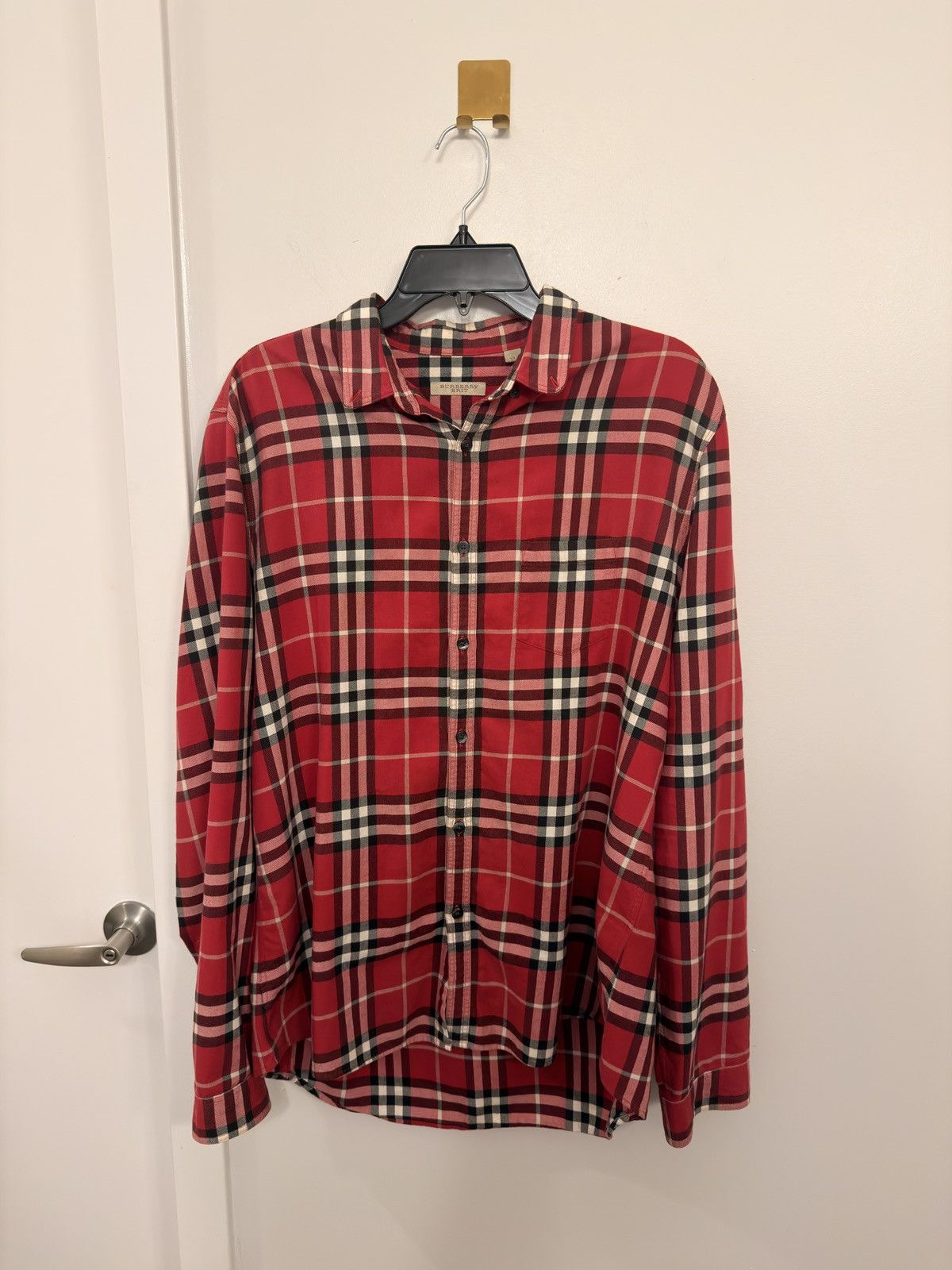 Burberry Burberry London Red Nova Check Button Up Size US XL / EU 56 / 4 - 1 Thumbnail
