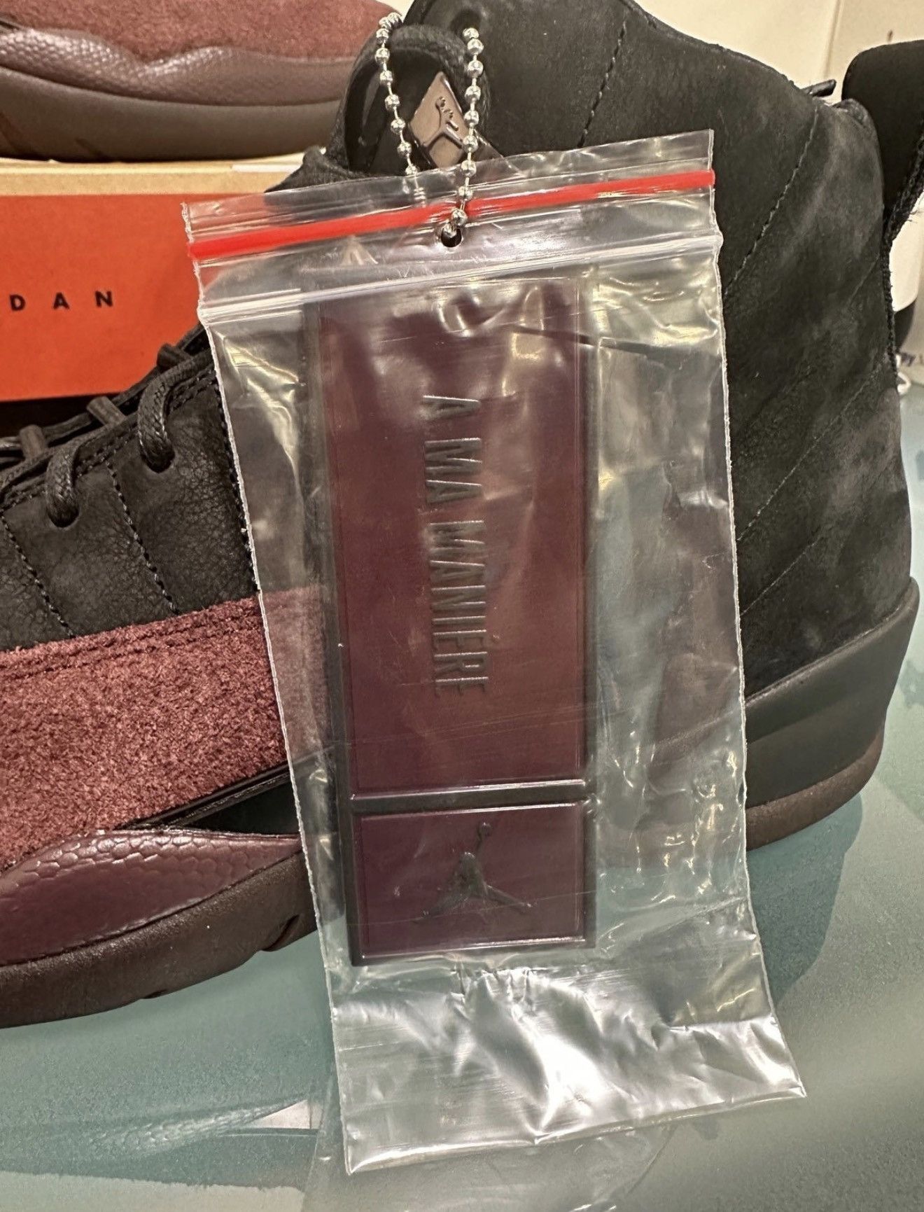 A Ma Maniere × Jordan Brand A Ma Maniere Air Jordan 12 Black Burgundy Sz 15.5 W / 14 M Size US 14 / EU 47 - 9 Thumbnail