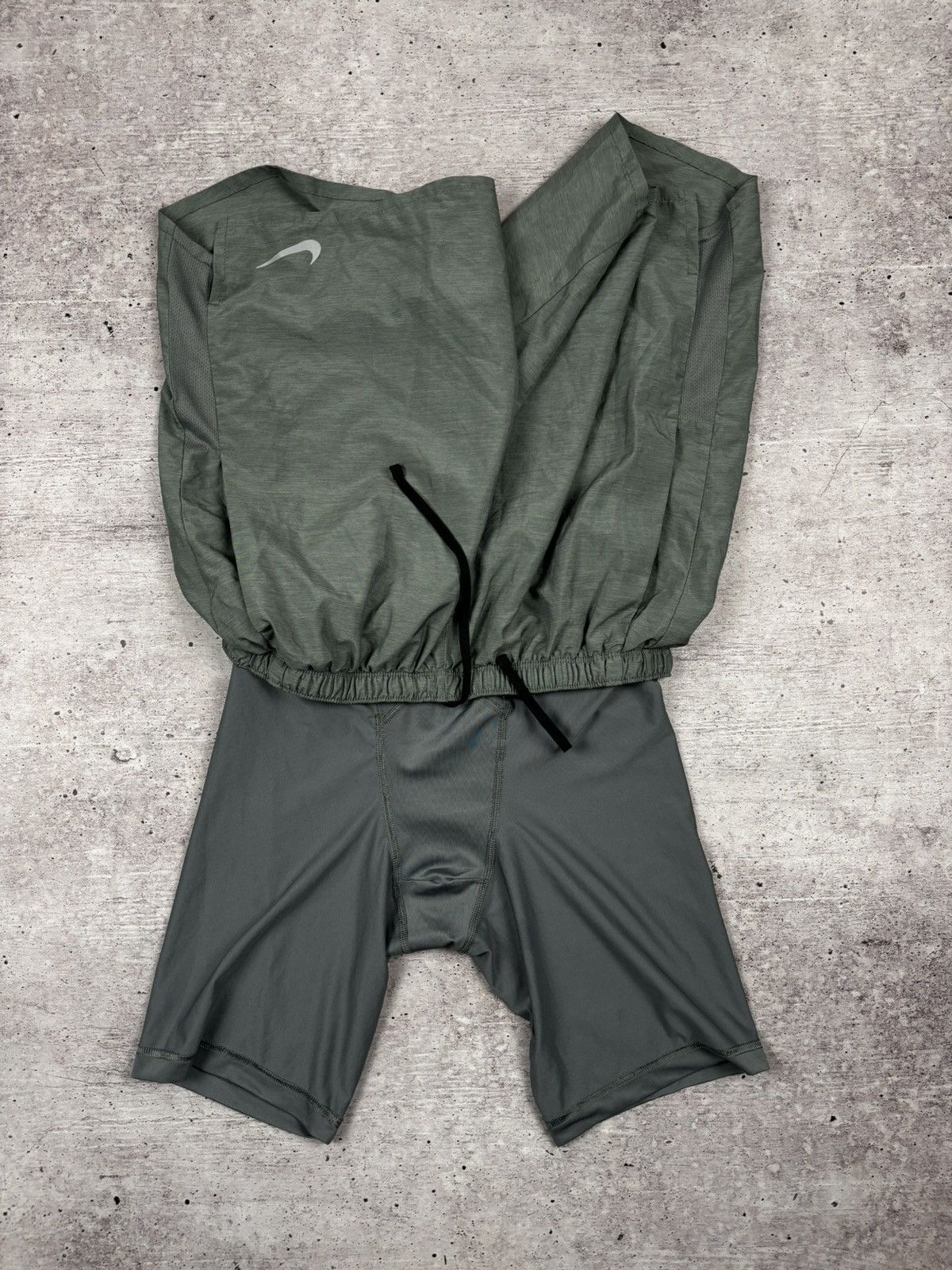 Nike Nike Dri-Fit sports short size M Size US 32 / EU 48 - 5 Thumbnail