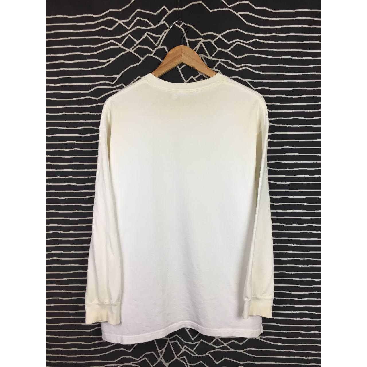 GU × Japanese Brand GU NYC Subway 23 Street Station Graphic Long Sleeve Tee Size US L / EU 52-54 / 3 - 14 Thumbnail