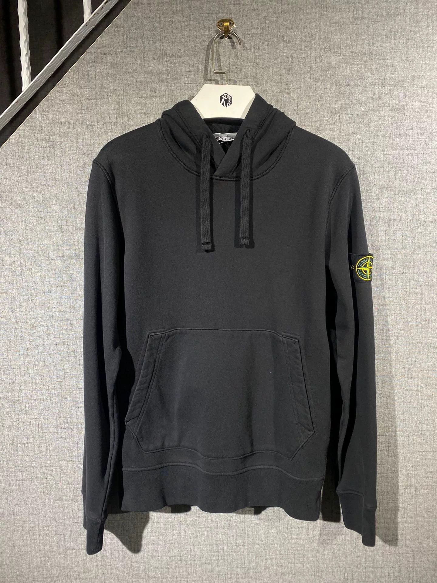 Stone Island stone island black hoodie with tags Size US S / EU 44-46 / 1 - 1 Thumbnail