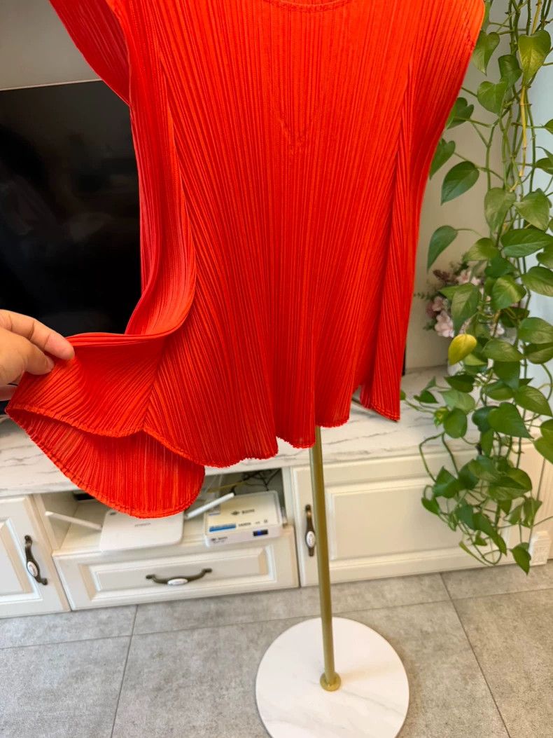 Issey Miyake issey miyake size:3 Short sleeves with orange-red petals 2 Size XXS / US 00 / IT 34 - 2 Thumbnail