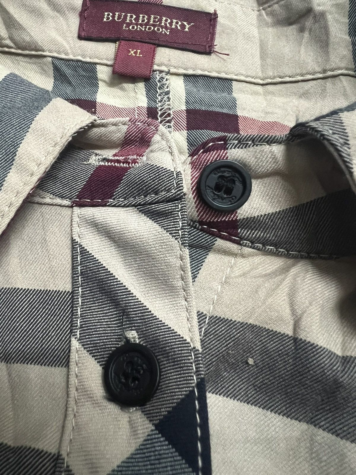 Burberry Burberry Nova Check - vintage 90’s buttons up Size XL / US 12-14 / IT 48-50 - 18 Thumbnail