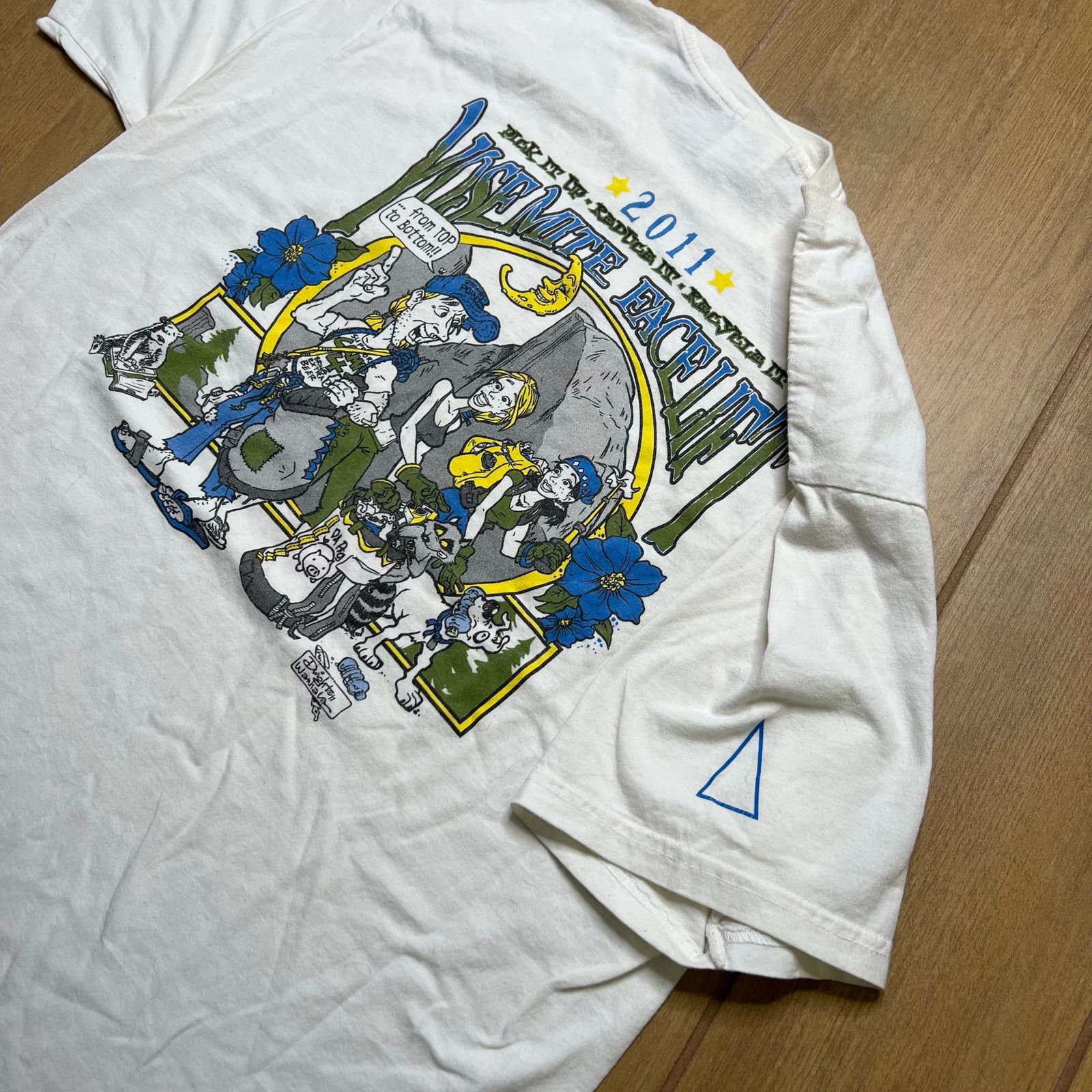 Anvil Vintage t-shirt Sz L Yosemite Facelift organic cotton Size US L / EU 52-54 / 3 - 10 Thumbnail