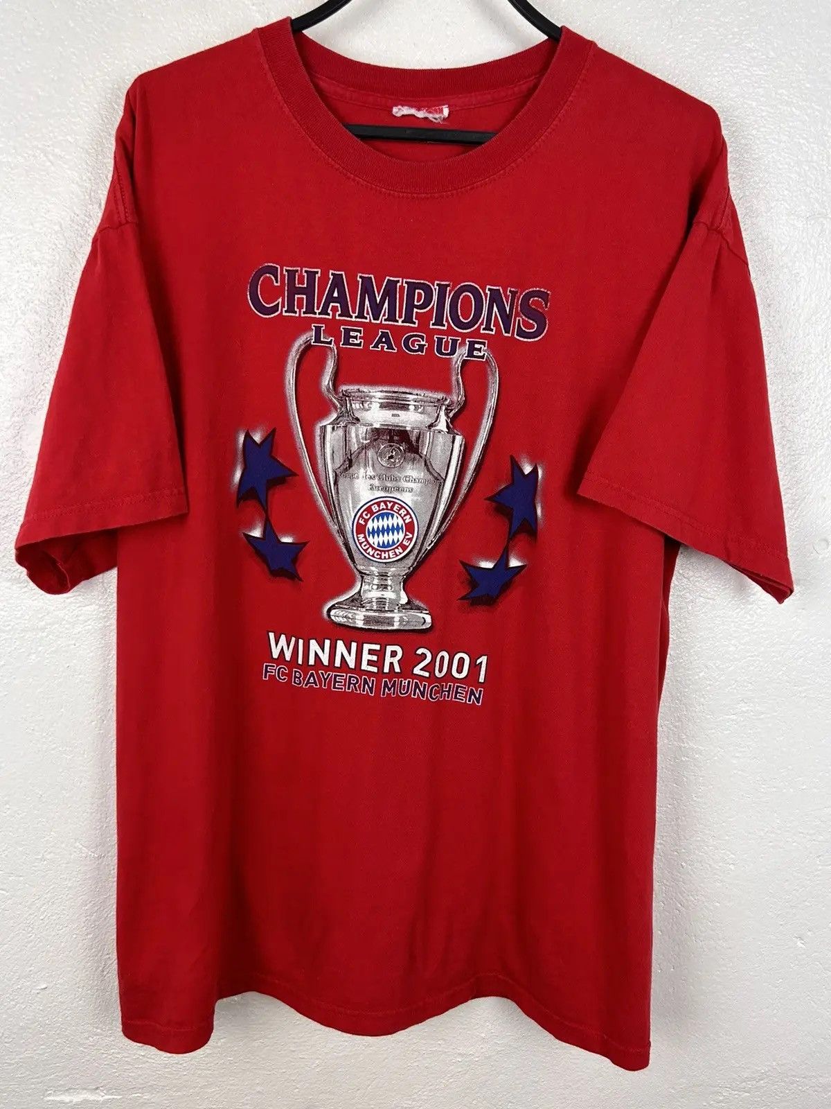 UEFA 00s Vintage FC Bayern Munchen 2001 UEFA Winner T-Shirt Size US L / EU 52-54 / 3 - 1 Thumbnail