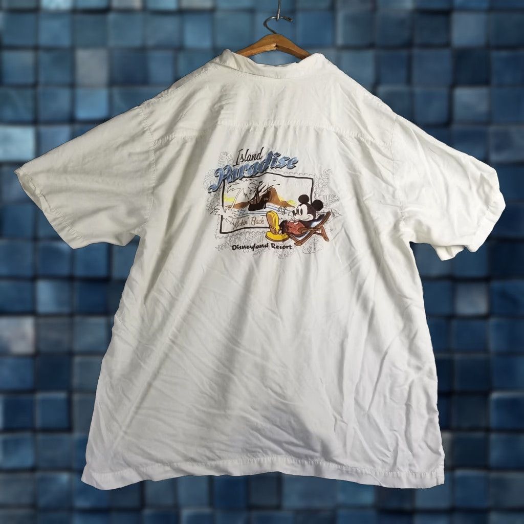 Disney Mickey Mouse Disneyland Mens Camp Shirt Extra Large XL Size US XL / EU 56 / 4 - 1 Thumbnail