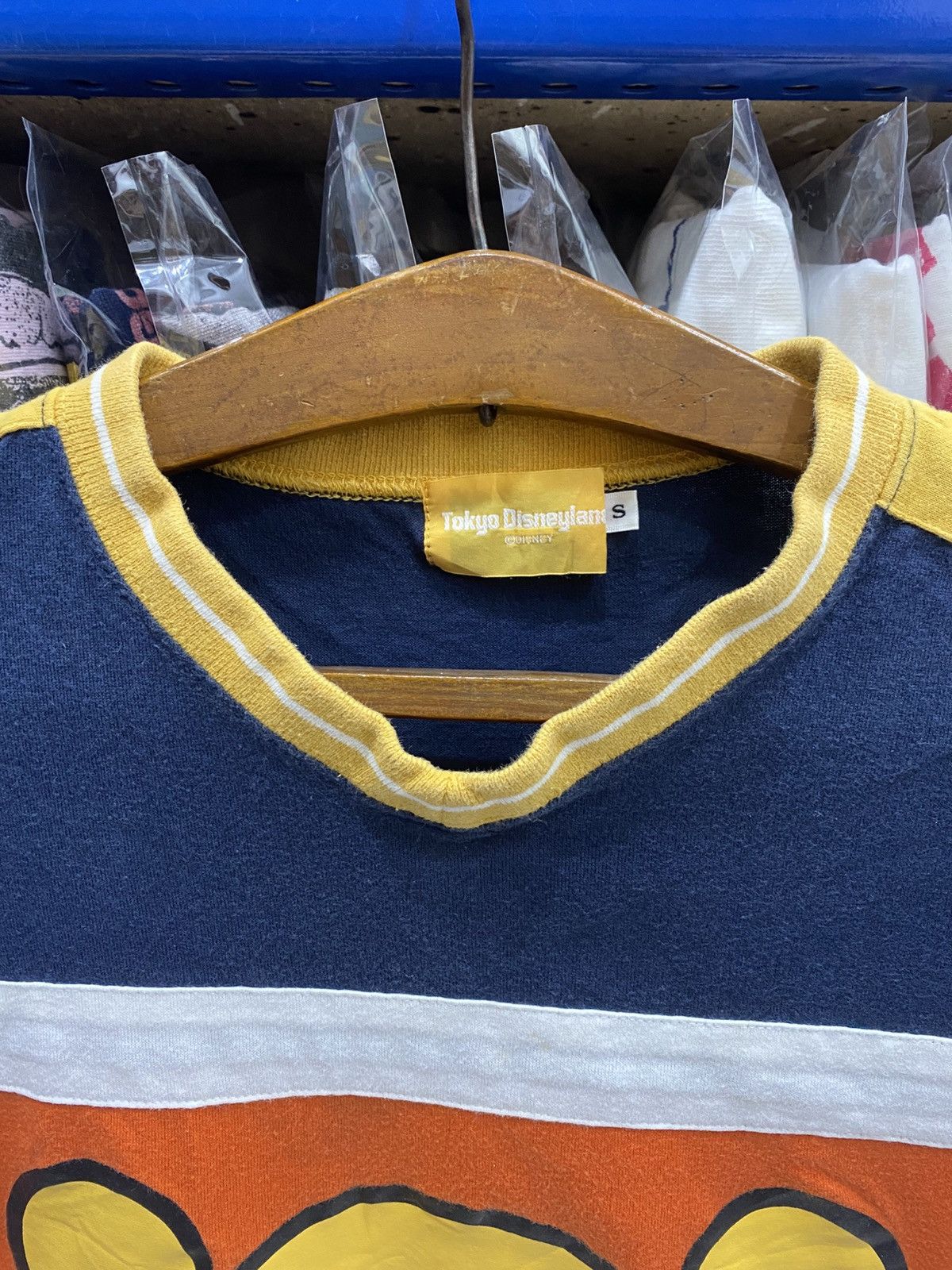 Other POOH TOKYO DISNEY TSHIRT Size US M / EU 48-50 / 2 - 3 Thumbnail