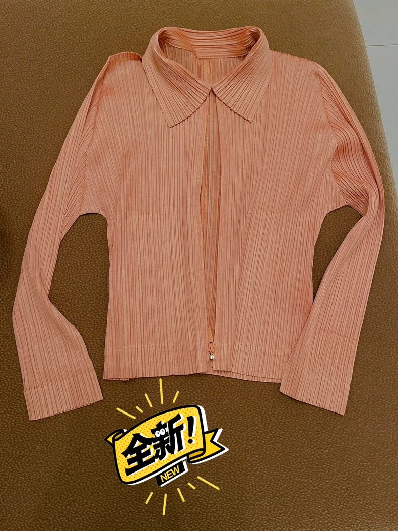Issey Miyake Issey Miyake Orange pleated top Size L / US 10 / IT 46 - 2 Thumbnail