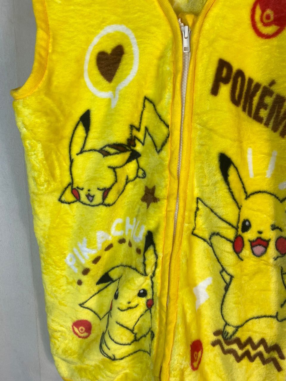 Pokemon pikachu Pokémon fullprint fleece zipper vest Size US S / EU 44-46 / 1 - 3 Thumbnail