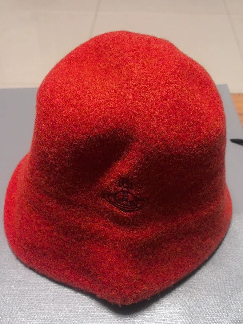 Vivienne Westwood Vivienne Westwood The Saturn Fisherman's Hat Size ONE SIZE - 1 Thumbnail