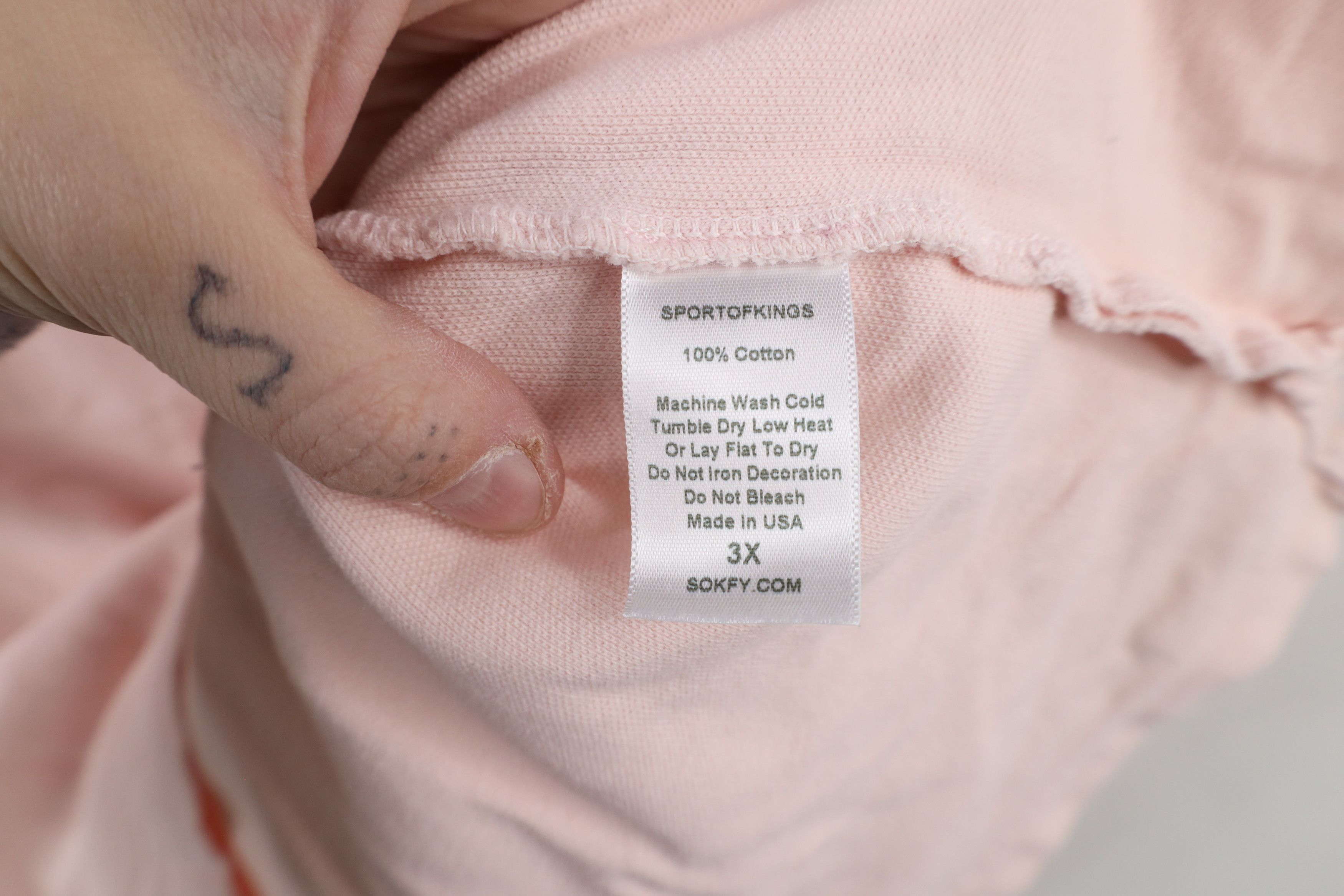 Vintage Sport of Kings SOKFY Skull Crossbones Polo Shirt Pink USA Size US XXL / EU 58 / 5 - 8 Thumbnail