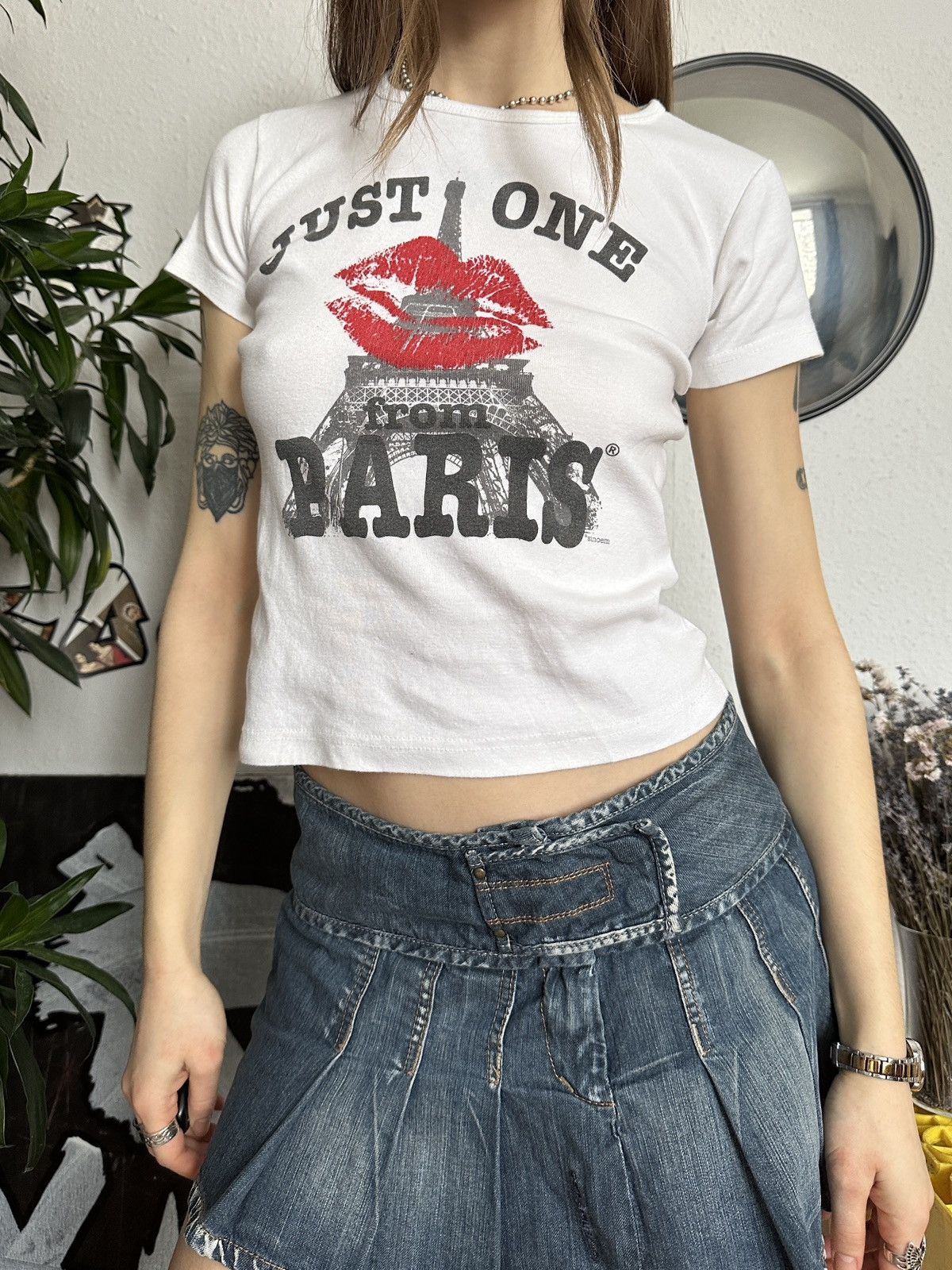 Vintage Just one from Paris Cute Sexy Baby Tee y2k 00s Size S / US 4 / IT 40 - 4 Thumbnail