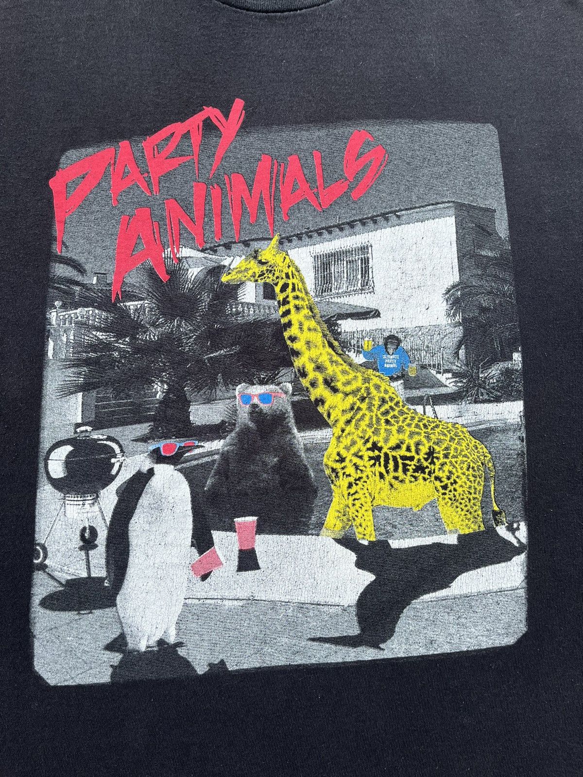 Vintage VINTAGE Y2K PARTY ANIMALS HUMOR T-SHIRT Size US XXL / EU 58 / 5 - 3 Thumbnail