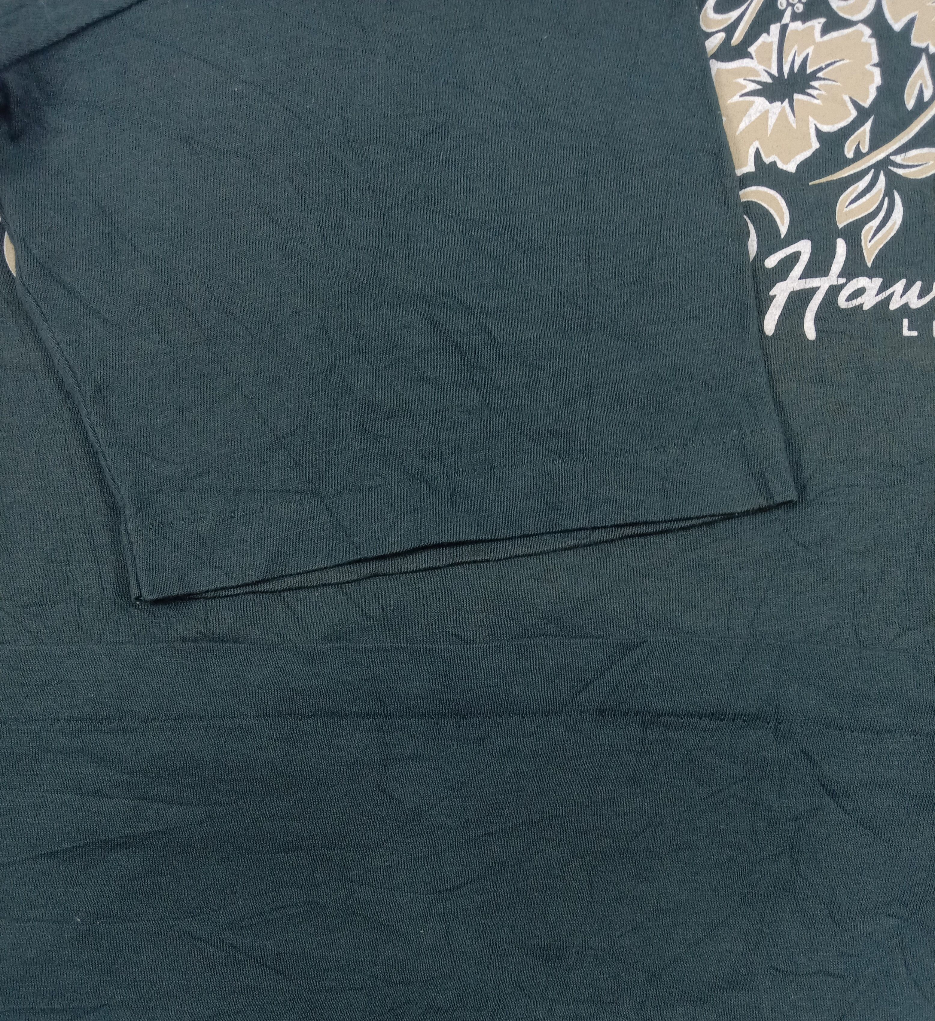 Vintage Vintage Hawaiian Legends T Shirt Size US L / EU 52-54 / 3 - 4 Thumbnail