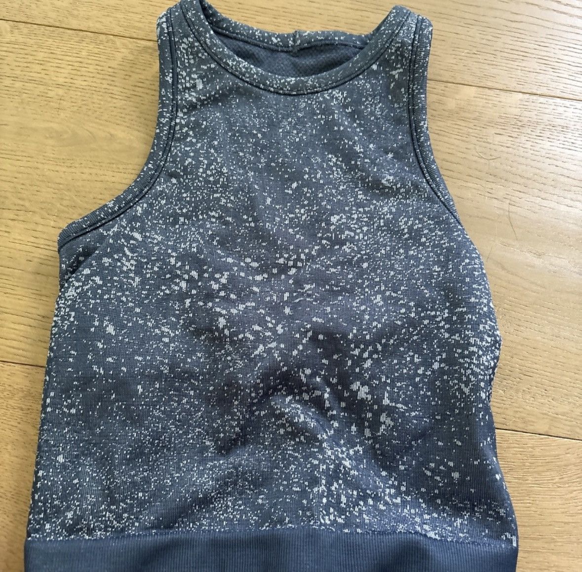Lululemon Lululemon Tank Top Size XS / US 0-2 / IT 36-38 - 1 Thumbnail