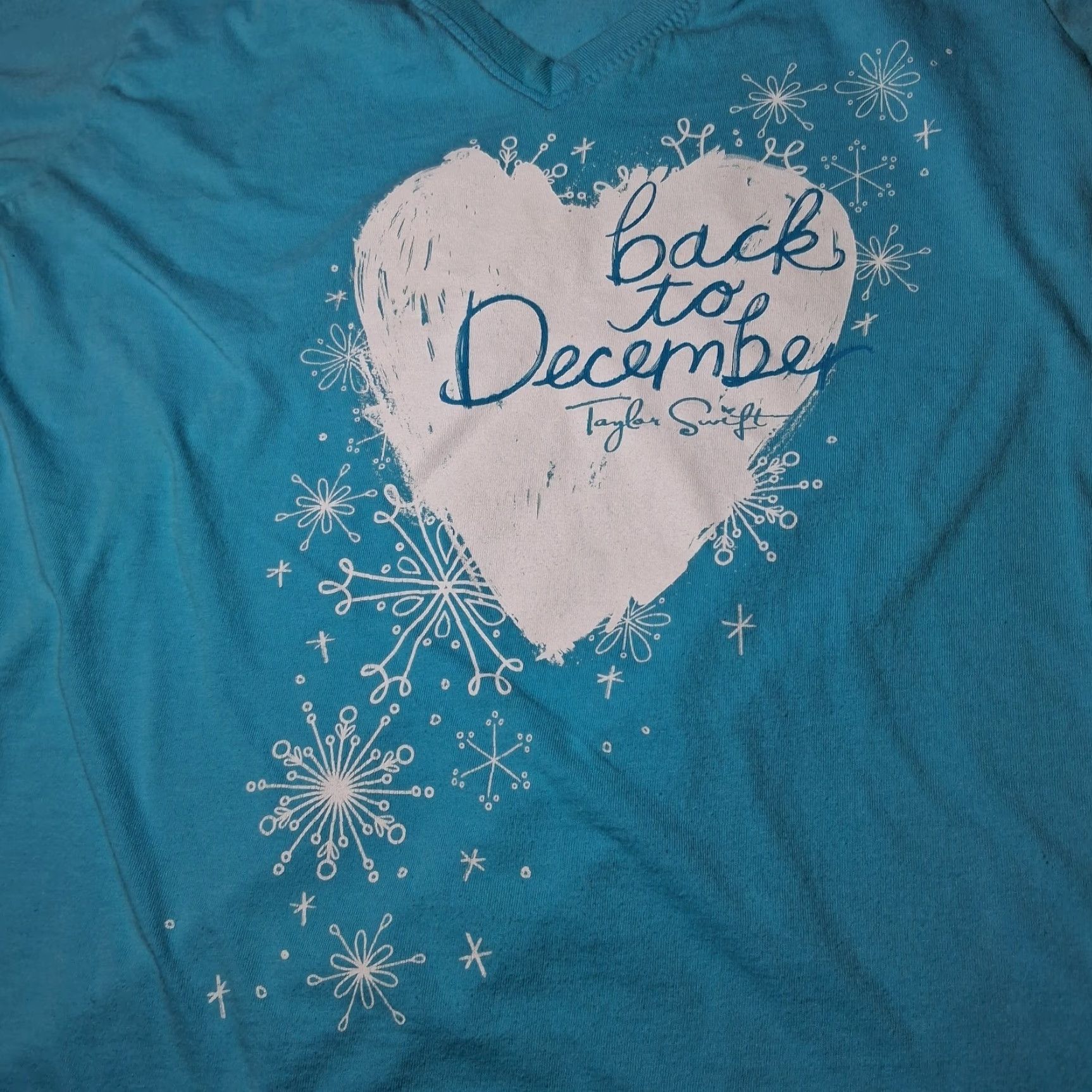 Vintage Taylor Swift Shirt Women Small Back To December Blue V Neck Heart Graphic LAT T-Shirt Casual Music Size S / US 4 / IT 40 - 5 Thumbnail