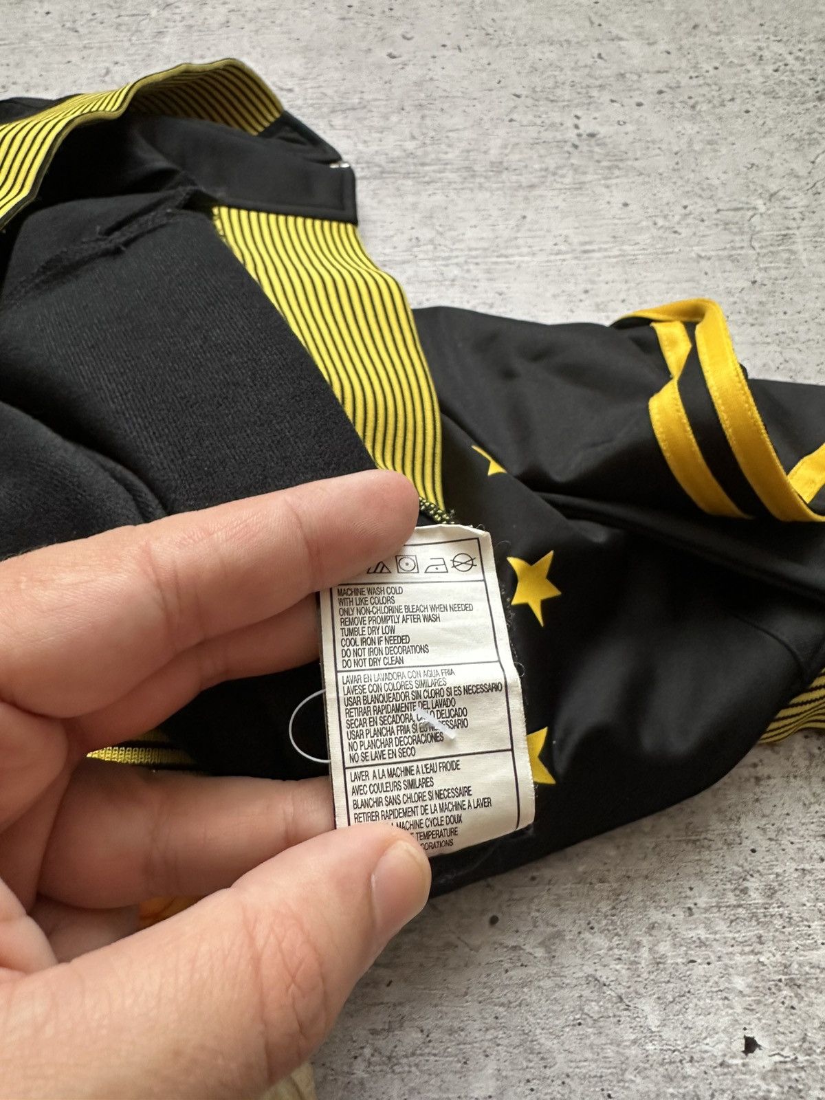 Adidas Adidas LA Lakers 15 Time NBA World Champions Track Jacket Size US M / EU 48-50 / 2 - 13 Thumbnail