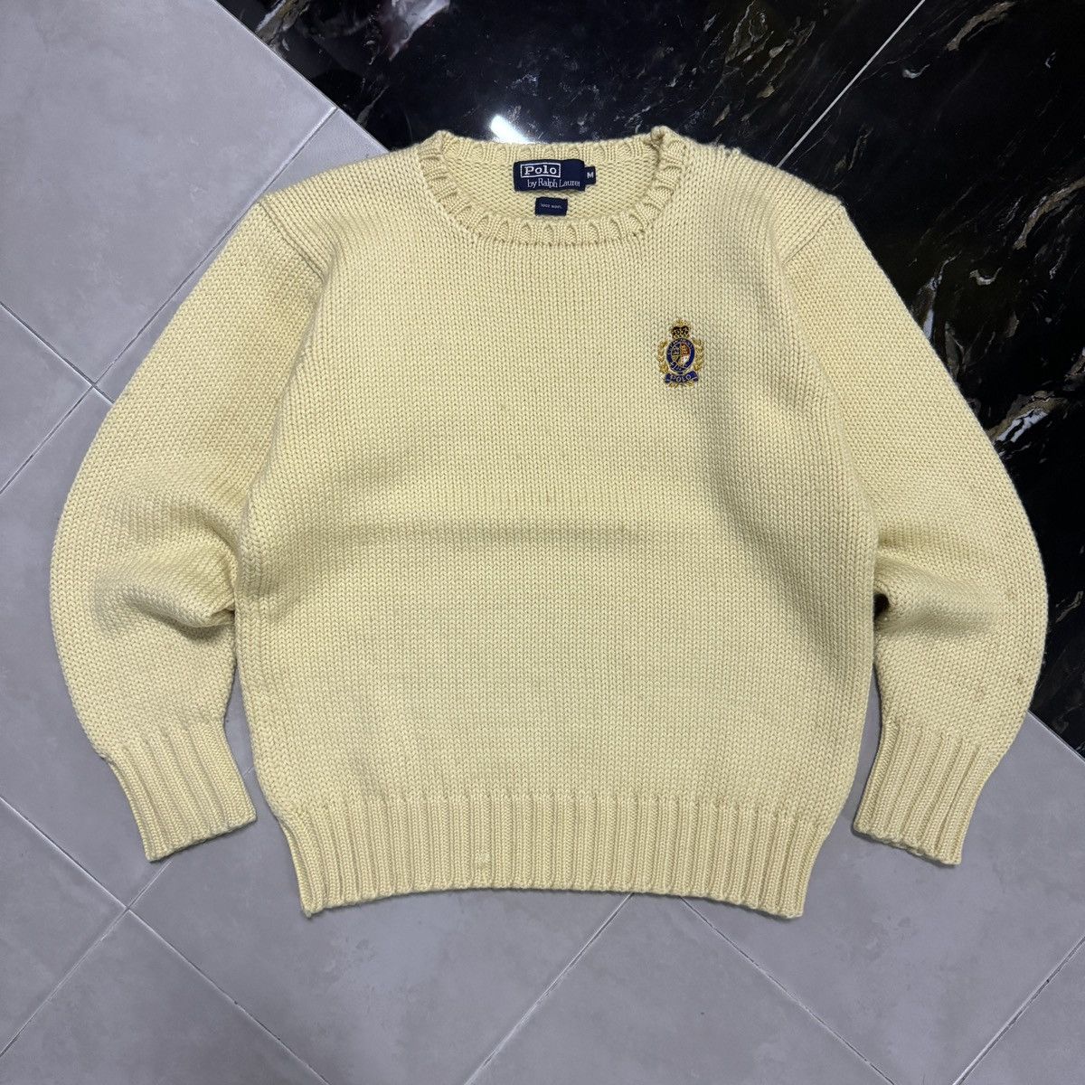 Polo Ralph Lauren Polo Ralph Lauren 90's Heavy Wool Crest Logo Ivory Knit Size US M / EU 48-50 / 2 - 1 Thumbnail