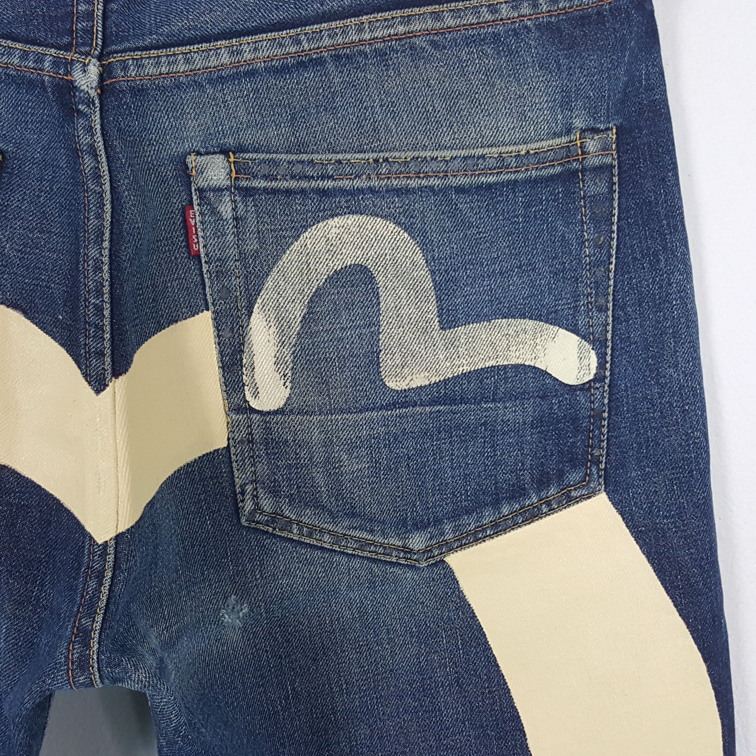 Evisu × Japanese Brand × Vintage Vintage Evisu Japan Selvedge Custom Art Daicock Shorts Jeans Size US 33 - 2 Thumbnail