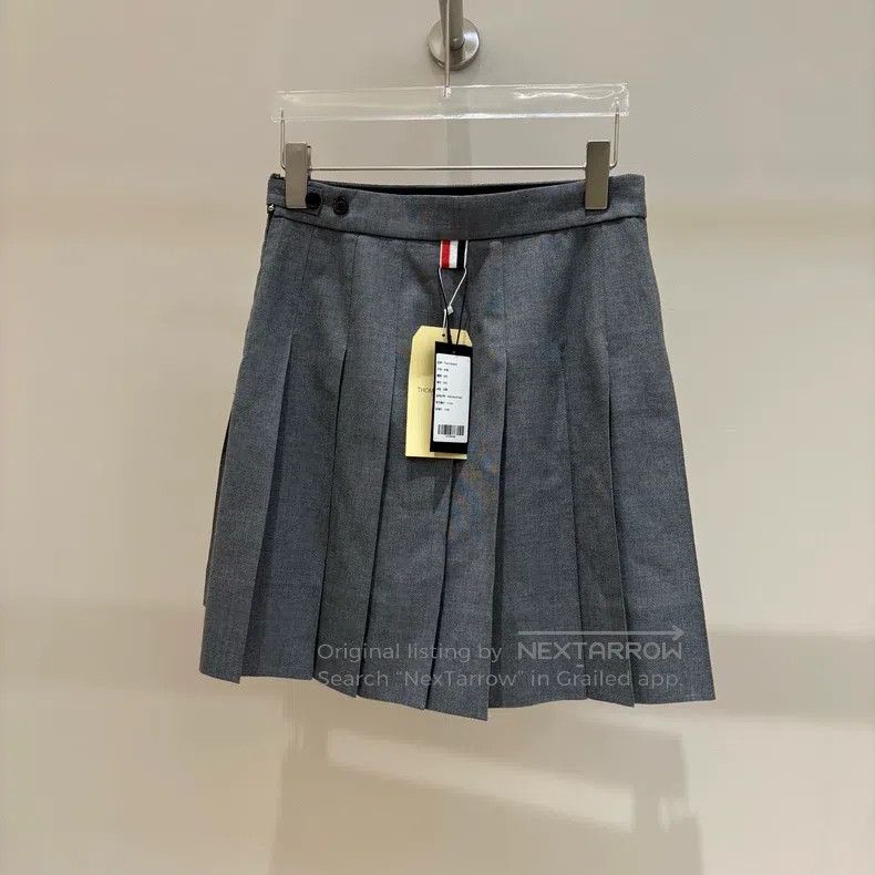 Thom Browne Thom Browne Classic Pleated Skirt Size 26" / US 2 / IT 38 - 2 Thumbnail