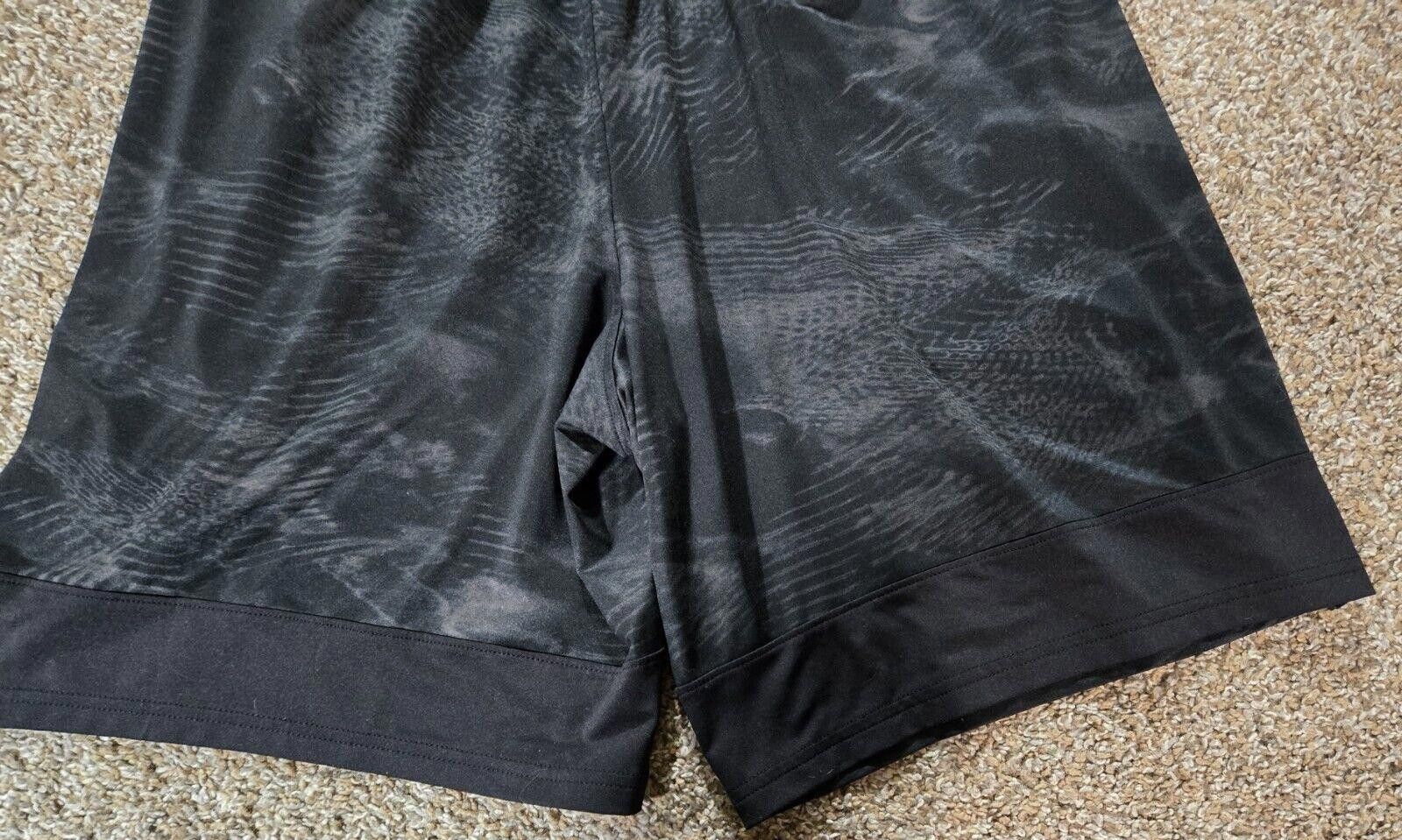 Under Armour Black Gray Under Armour Heatgear Loose Basketball Shorts L Size US 34 / EU 50 - 11 Thumbnail