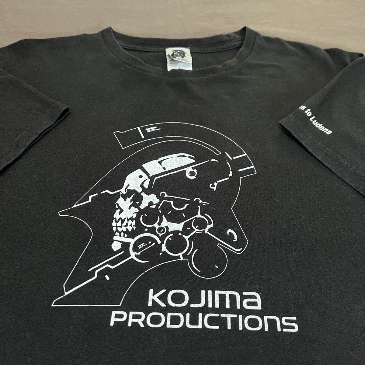 Anime Vintage Kojima Productions Promo Tee Video game Graphic Size US L / EU 52-54 / 3 - 1 Thumbnail