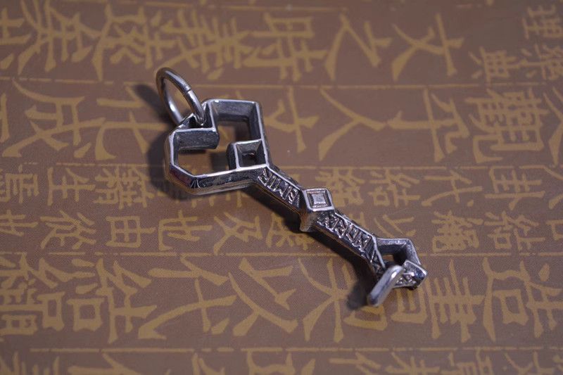 Other Key Rare STEAL! Y2K Chains Necklace Chain Size ONE SIZE - 2 Thumbnail