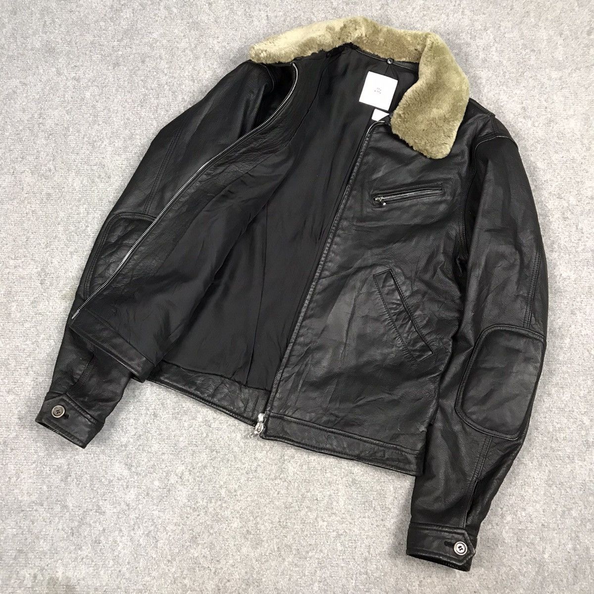 If Six Was Nine ITTY BITTY LEATHER JAPAN PUNK FUR COLLAR STYLE JACKET Size US S / EU 44-46 / 1 - 12 Thumbnail