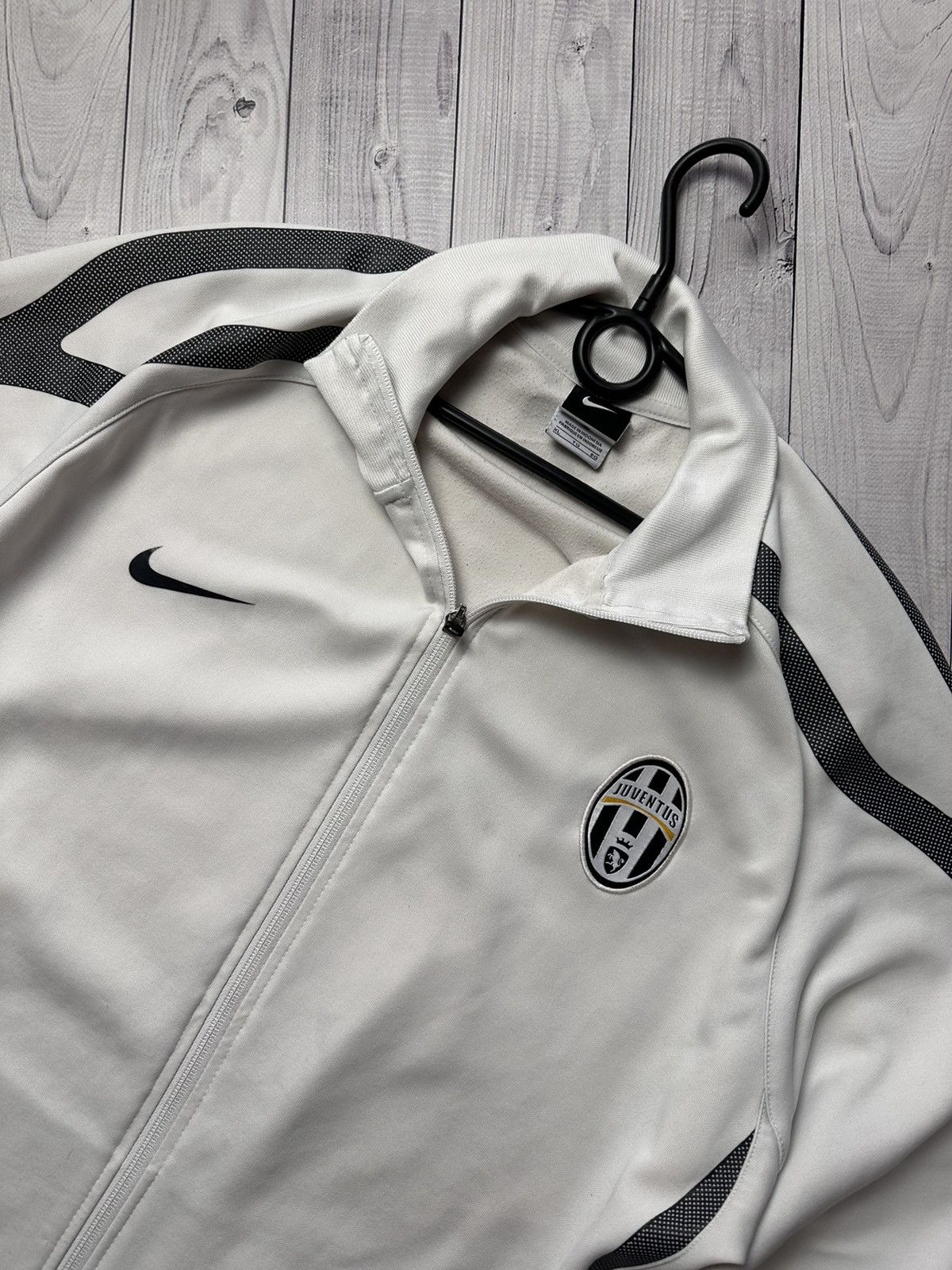 Vintage Vintage Nike track jacket Juventus size XL logo Size US XL / EU 56 / 4 - 3 Thumbnail