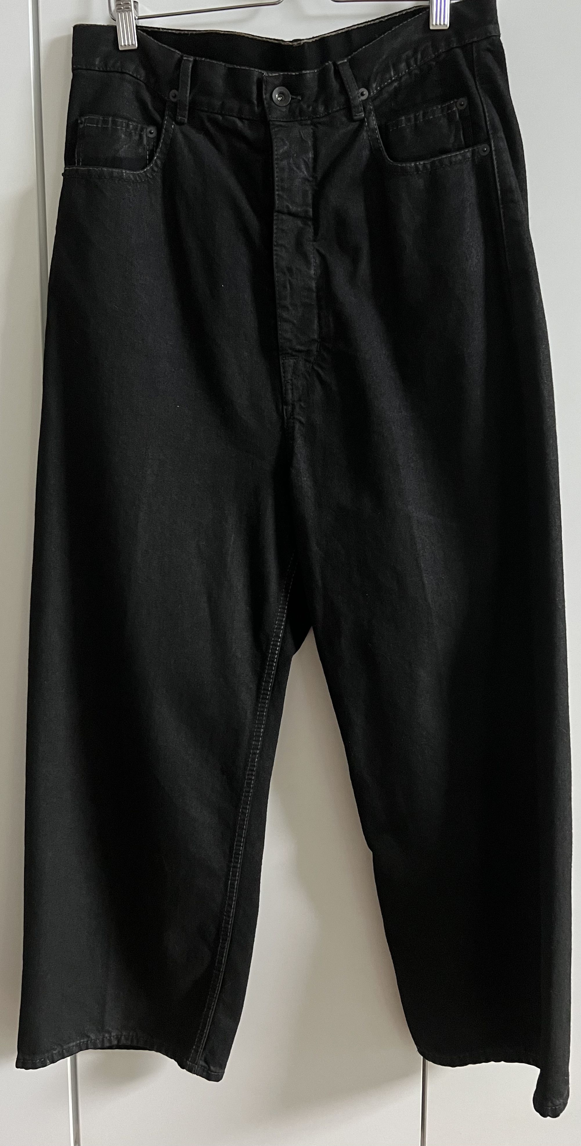 image of Rick Owens Drkshdw Black Cropped Dustulator Jeans in Black Matte, Men's (Size 32)